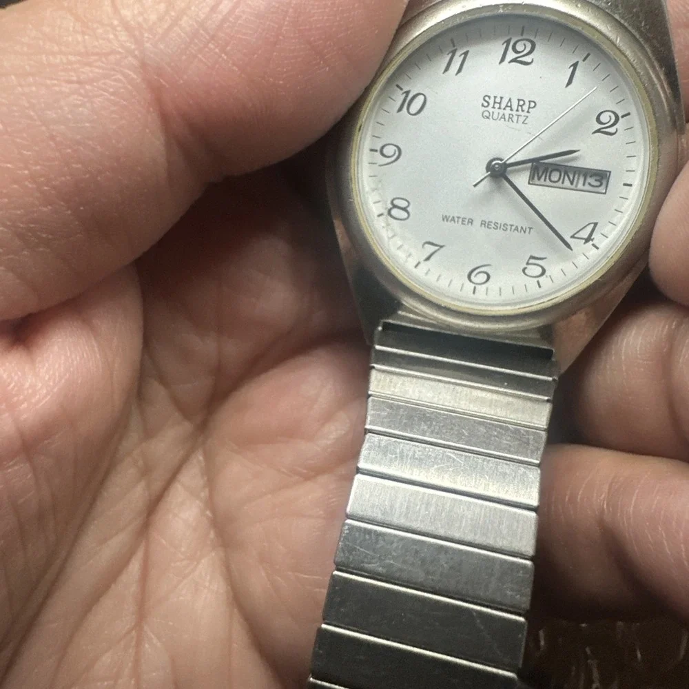 Working Vintage Sharp Mens Watch Silver Day Date White Quartz 35mm Fit 7.5